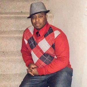 Meet your Posher, Kenneth